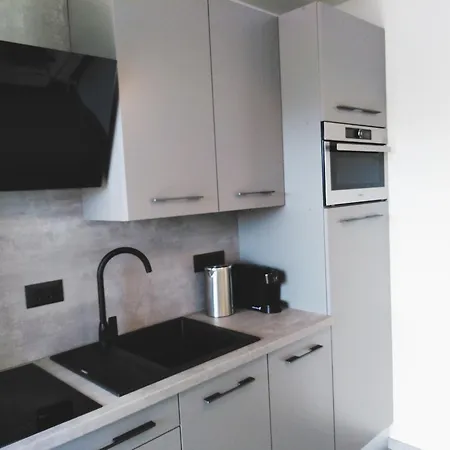 Sea View K Apartament *