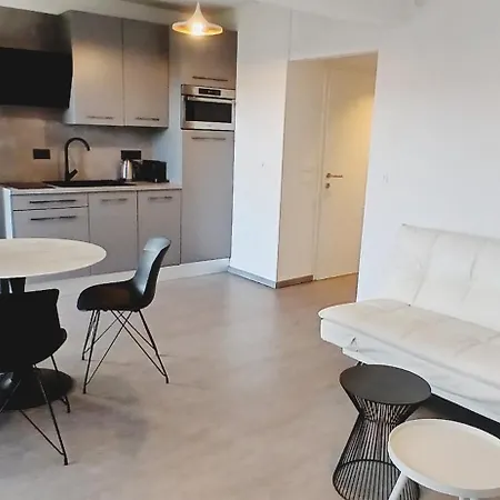 Apartment Sea View K